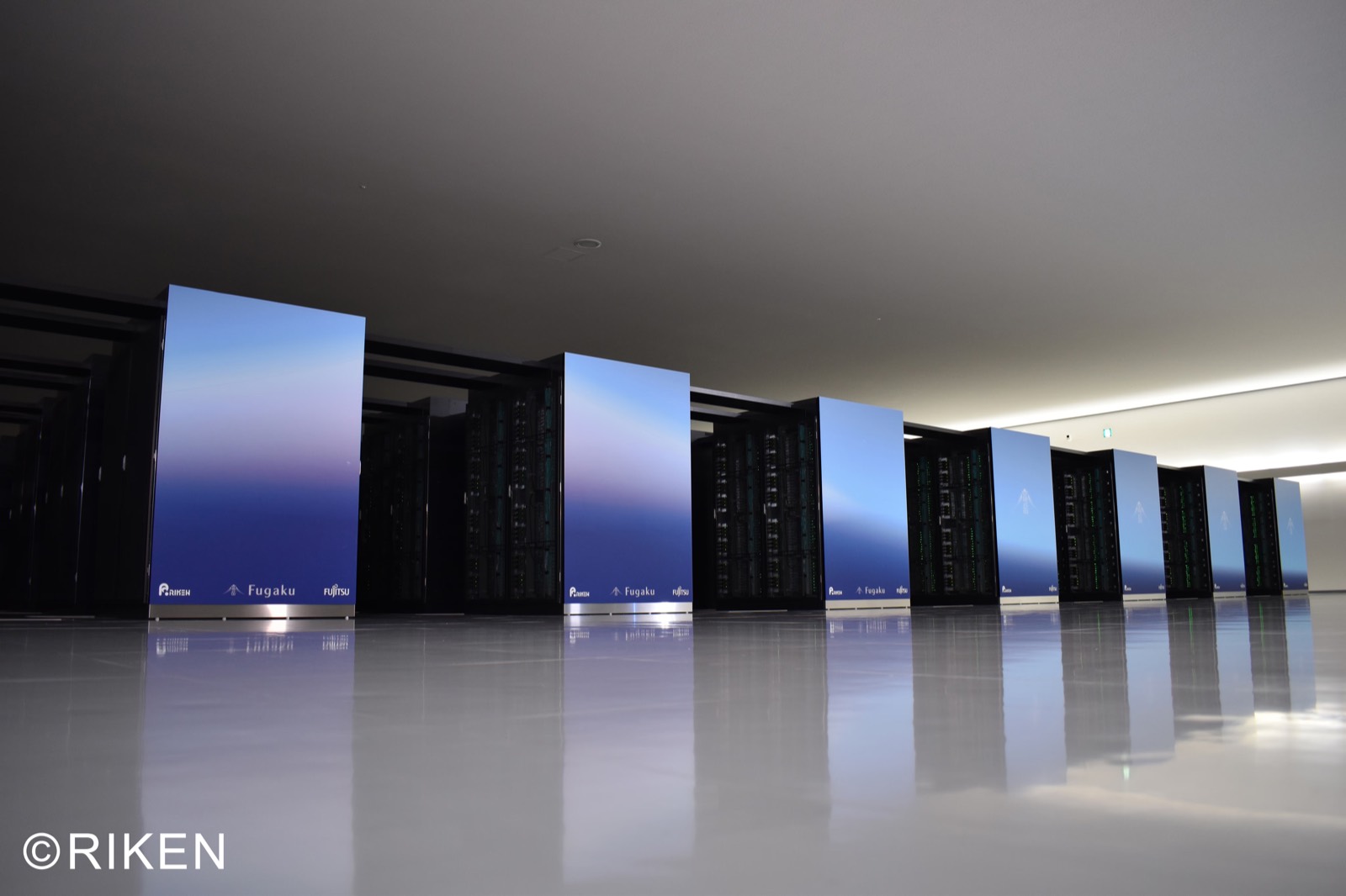 スーパーコンピューター「富岳」 / Fugaku supercomputer